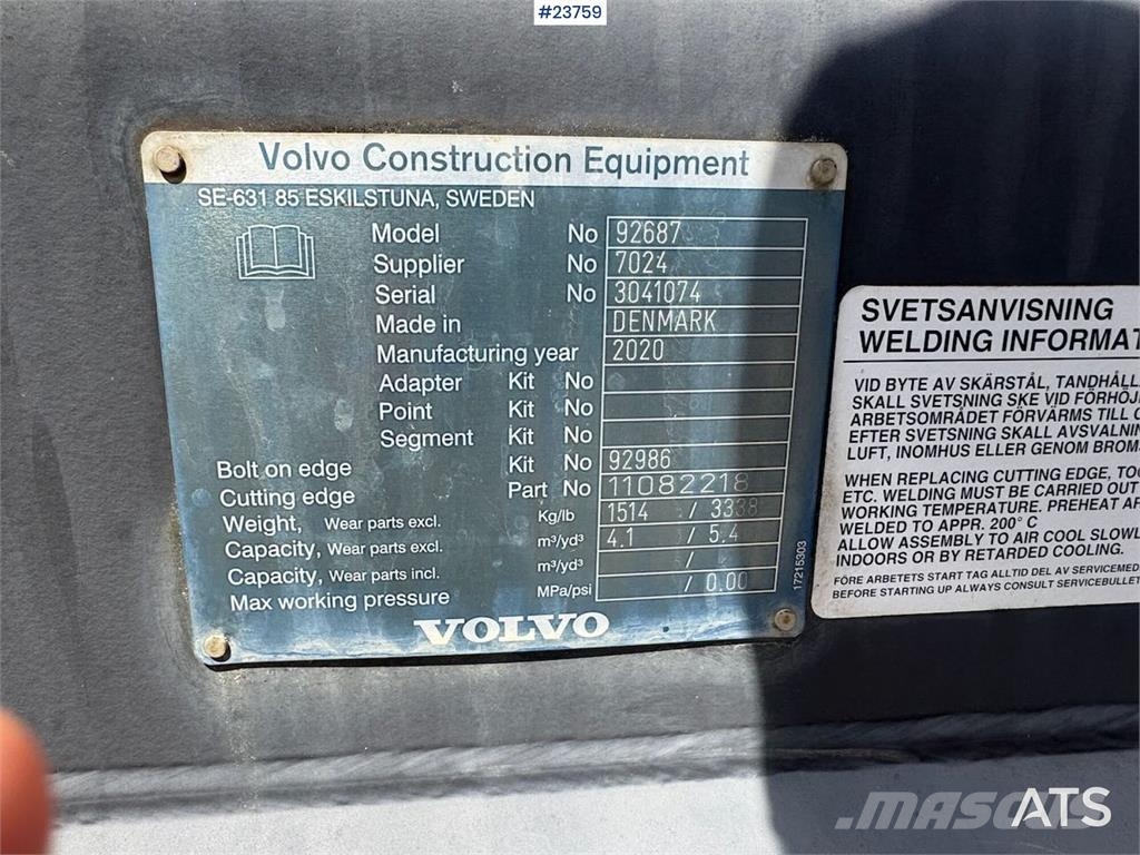 Volvo Wheel Loader Bucket - 4.1 m3 دلاء