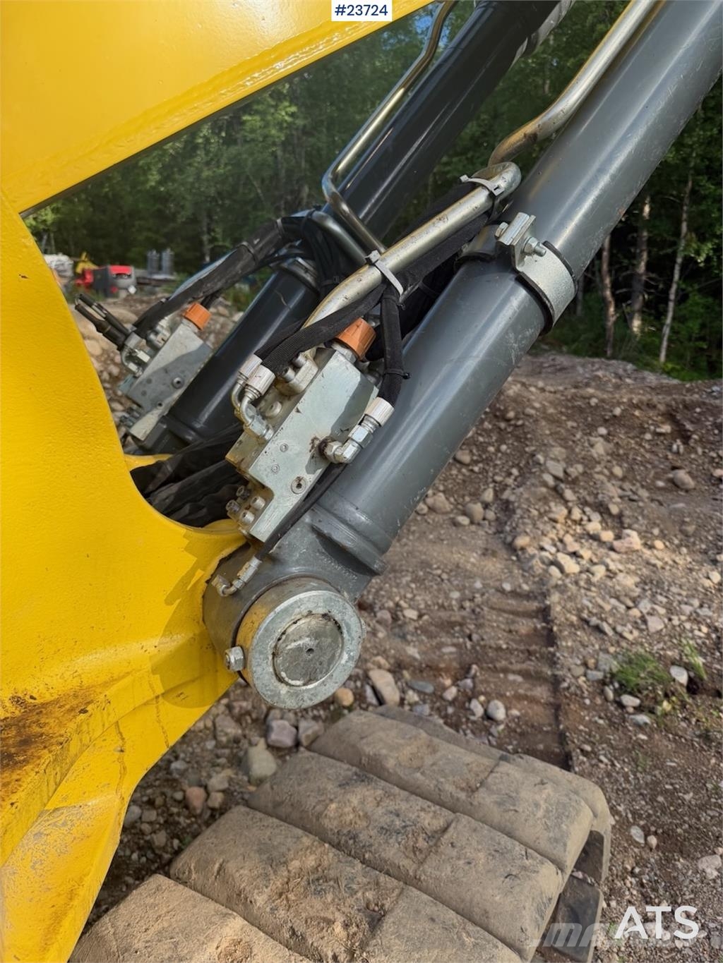 Wacker Neuson ET145 Excavator with Tiltrotator and Digging Bucke Excavadoras sobre orugas