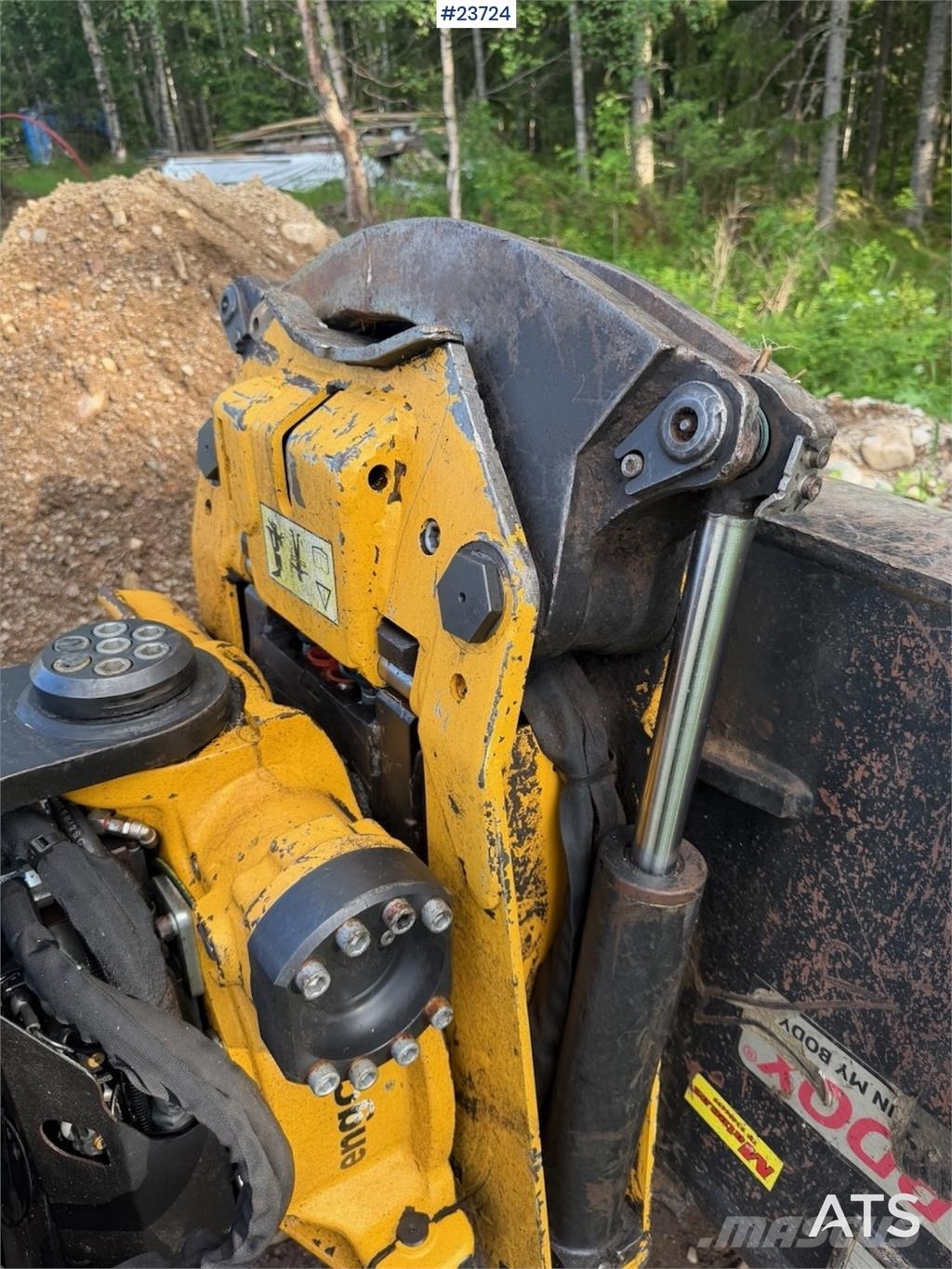 Wacker Neuson ET145 Excavator with Tiltrotator and Digging Bucke Excavadoras sobre orugas