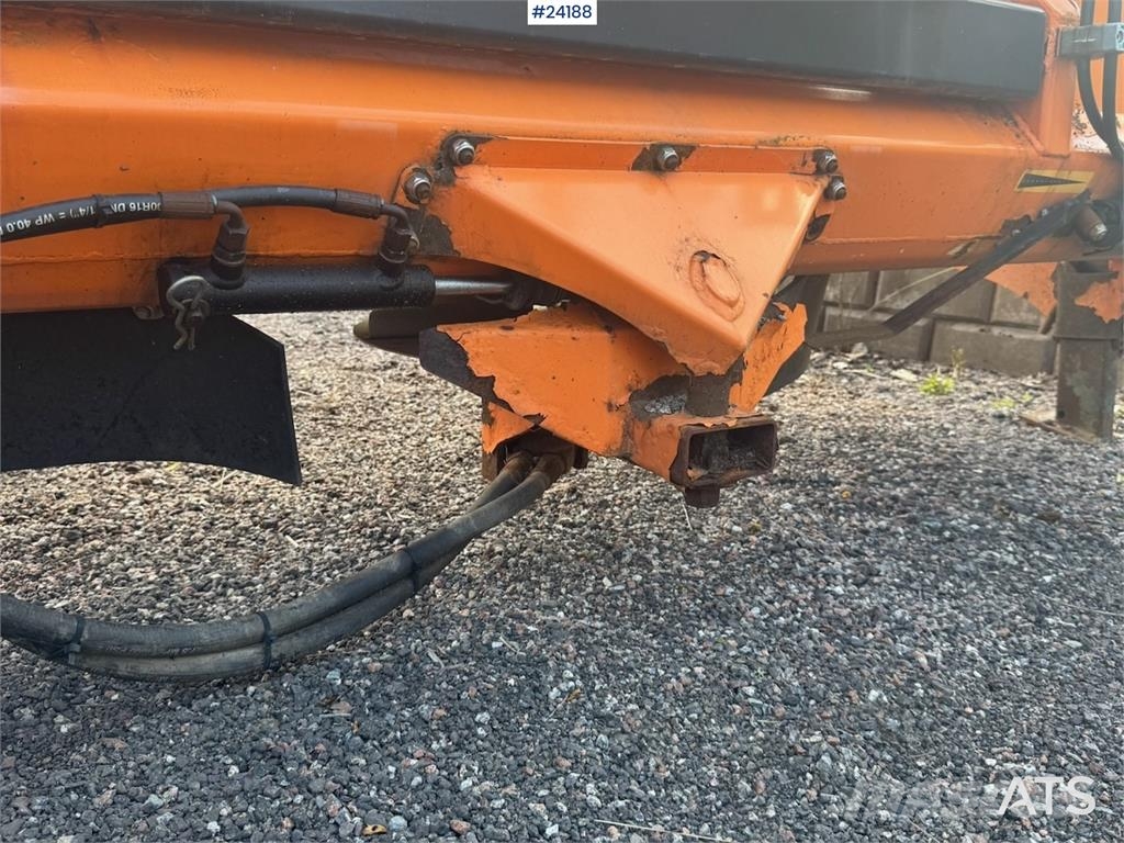 Westbjörn TSL 16 رشاشات