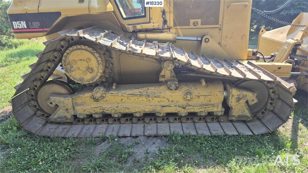 CAT D5N LGP Crawler dozers