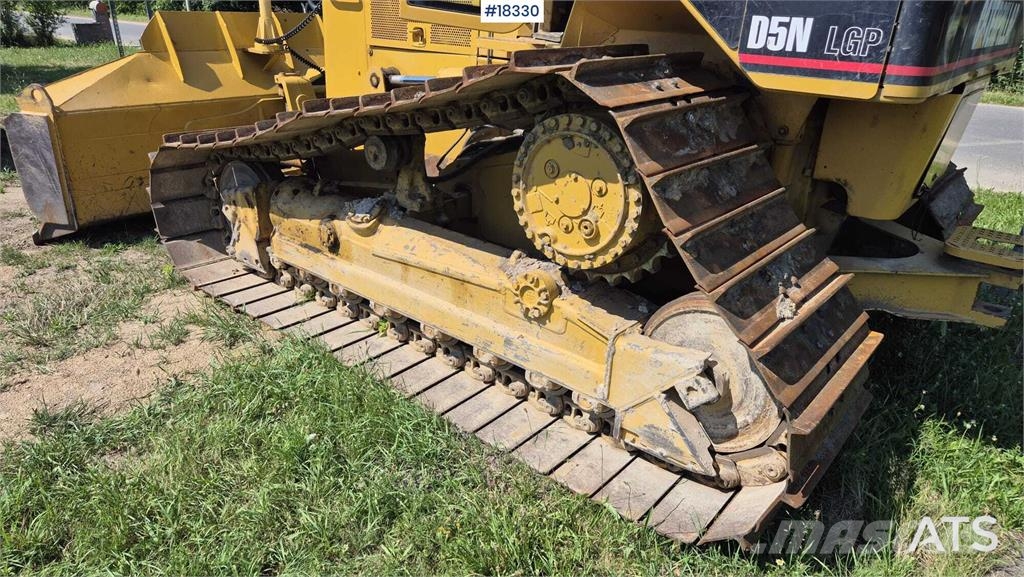 CAT D5N LGP Crawler dozers