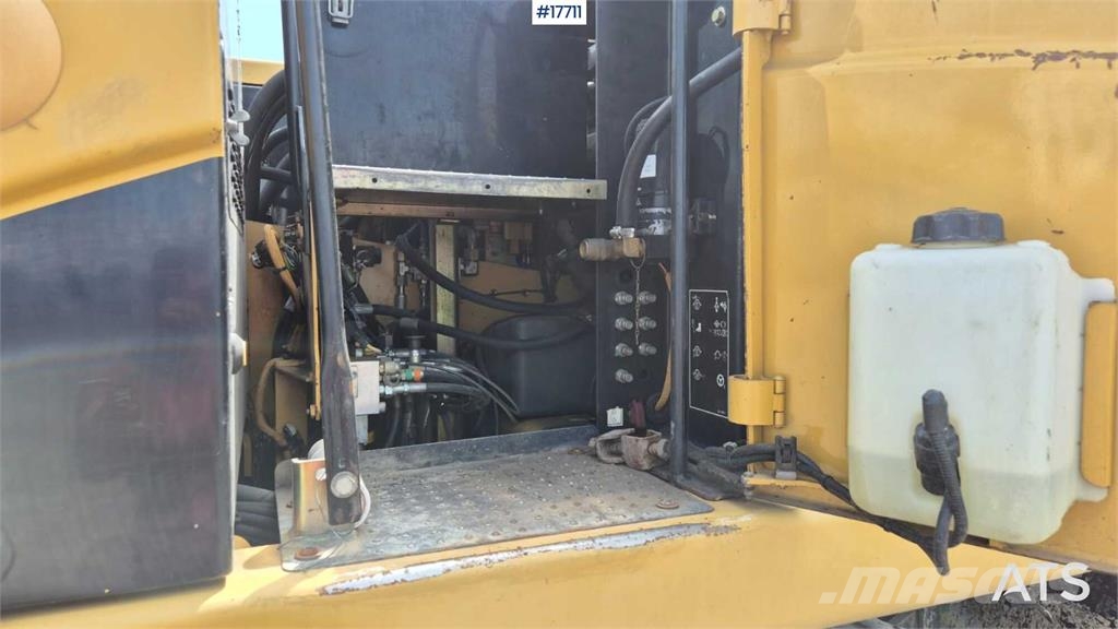 CAT M316D Ratiniai ekskavatoriai