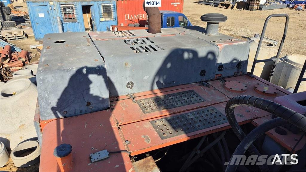 Hitachi ZX 470LCH-3 Vikšriniai ekskavatoriai