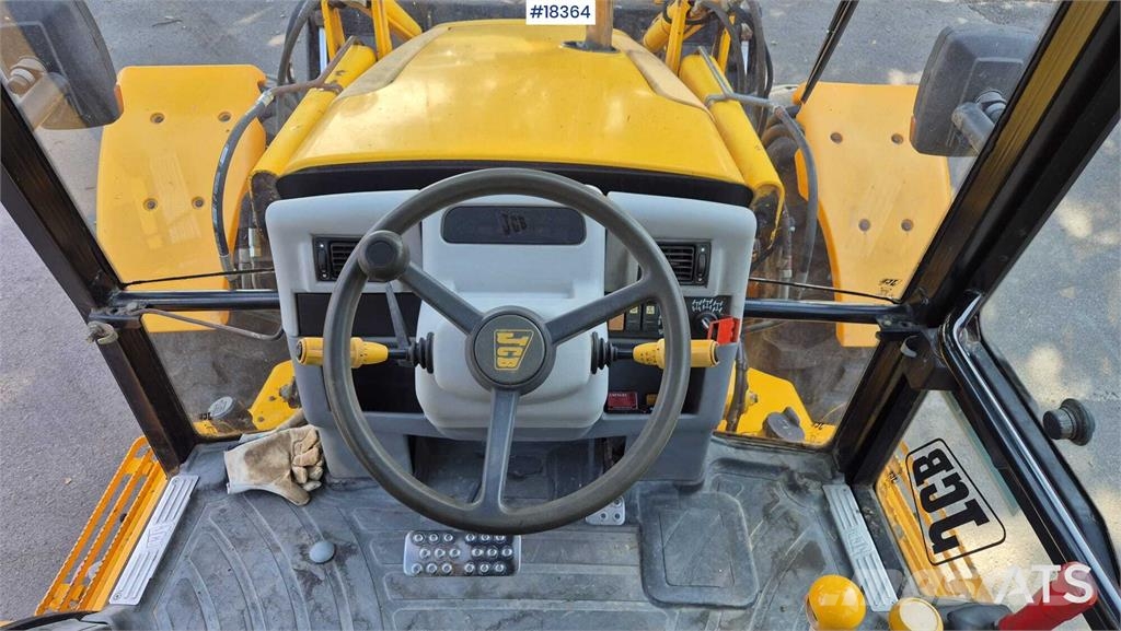 JCB 4CX Tractopelle