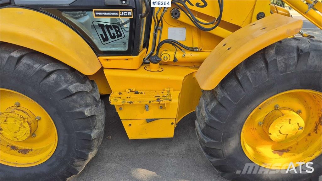JCB 4CX Tractopelle