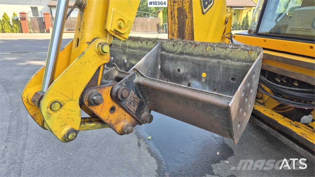 JCB 4CX Tractopelle