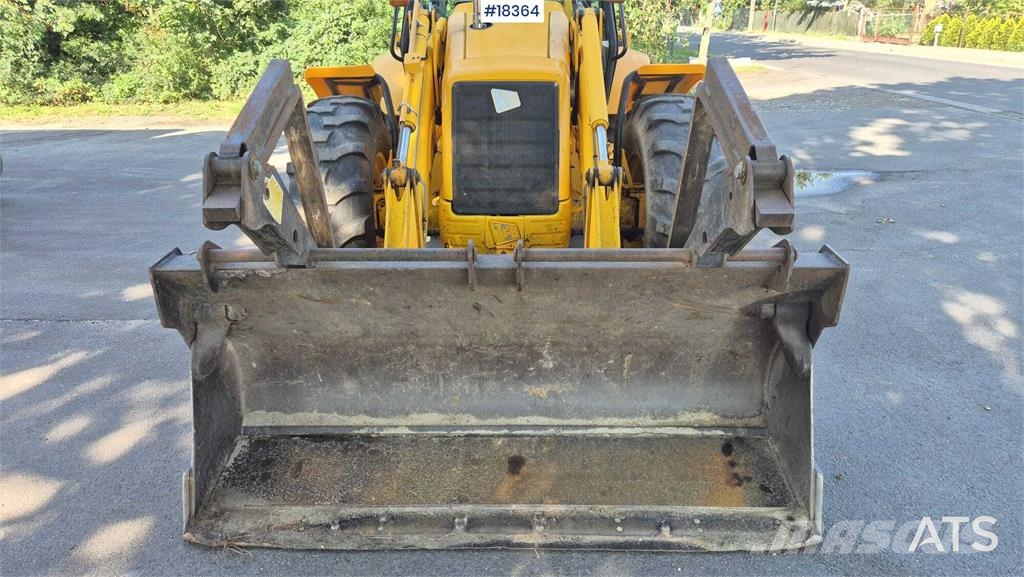 JCB 4CX Tractopelle