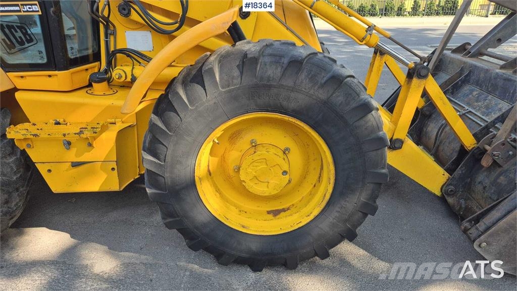 JCB 4CX Tractopelle