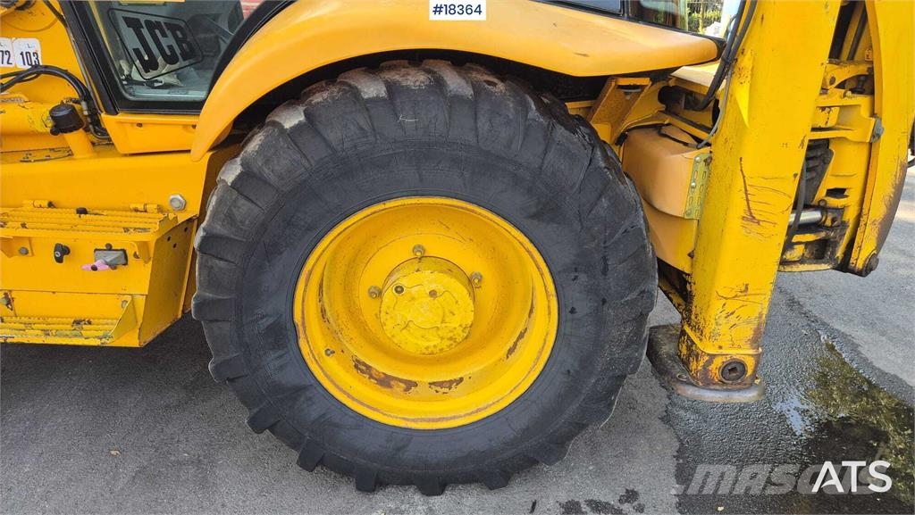 JCB 4CX Tractopelle