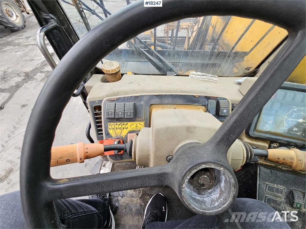 JCB 532-120 Cargadoras de ruedas telescópicas