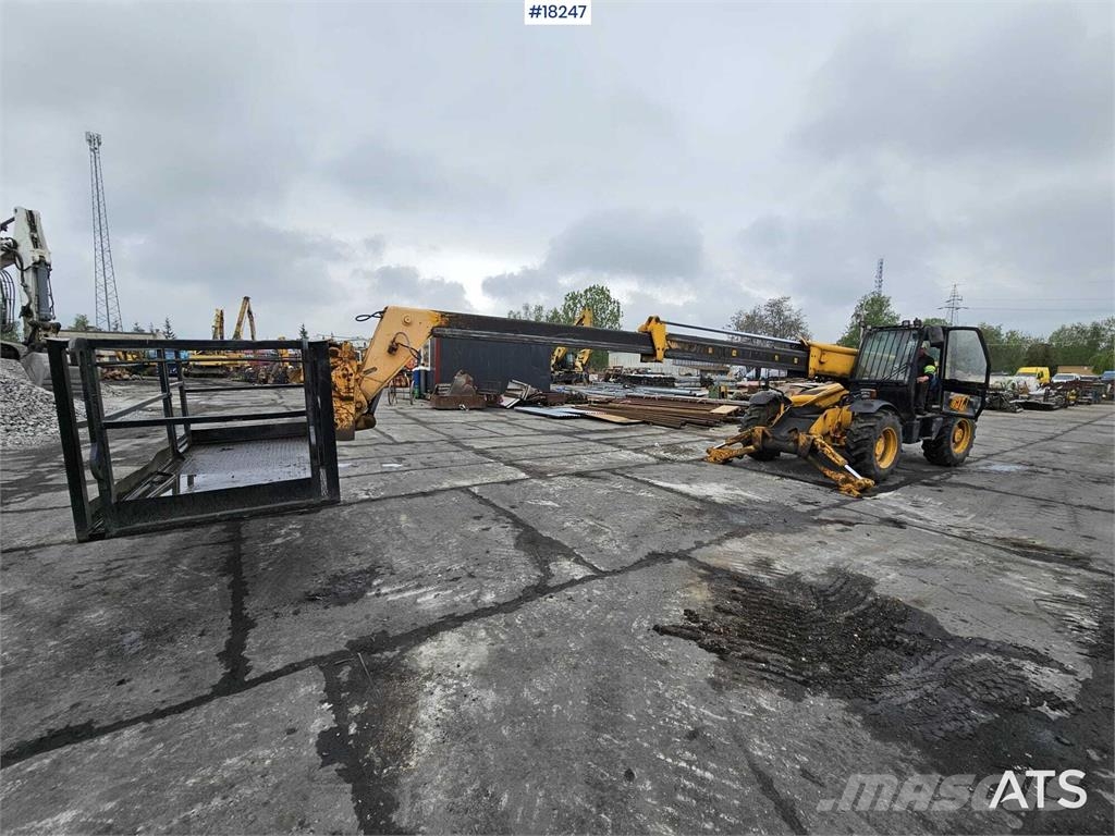JCB 532-120 Cargadoras de ruedas telescópicas
