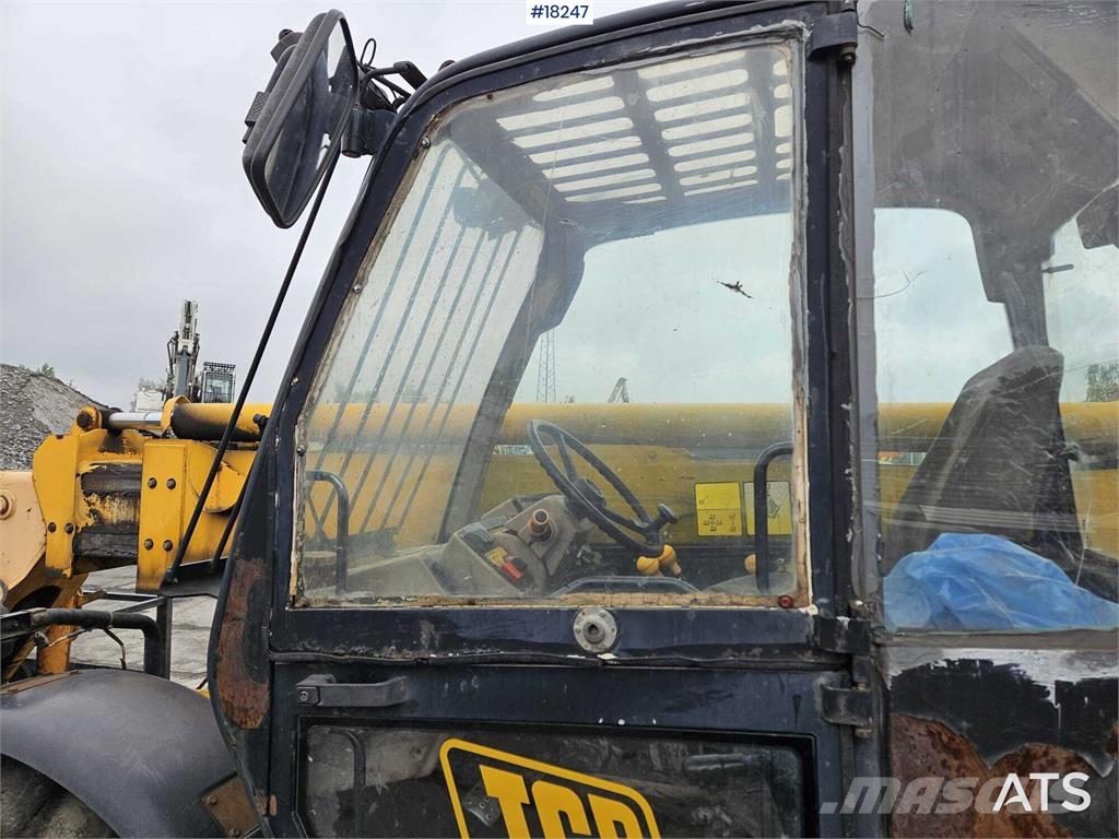 JCB 532-120 Cargadoras de ruedas telescópicas