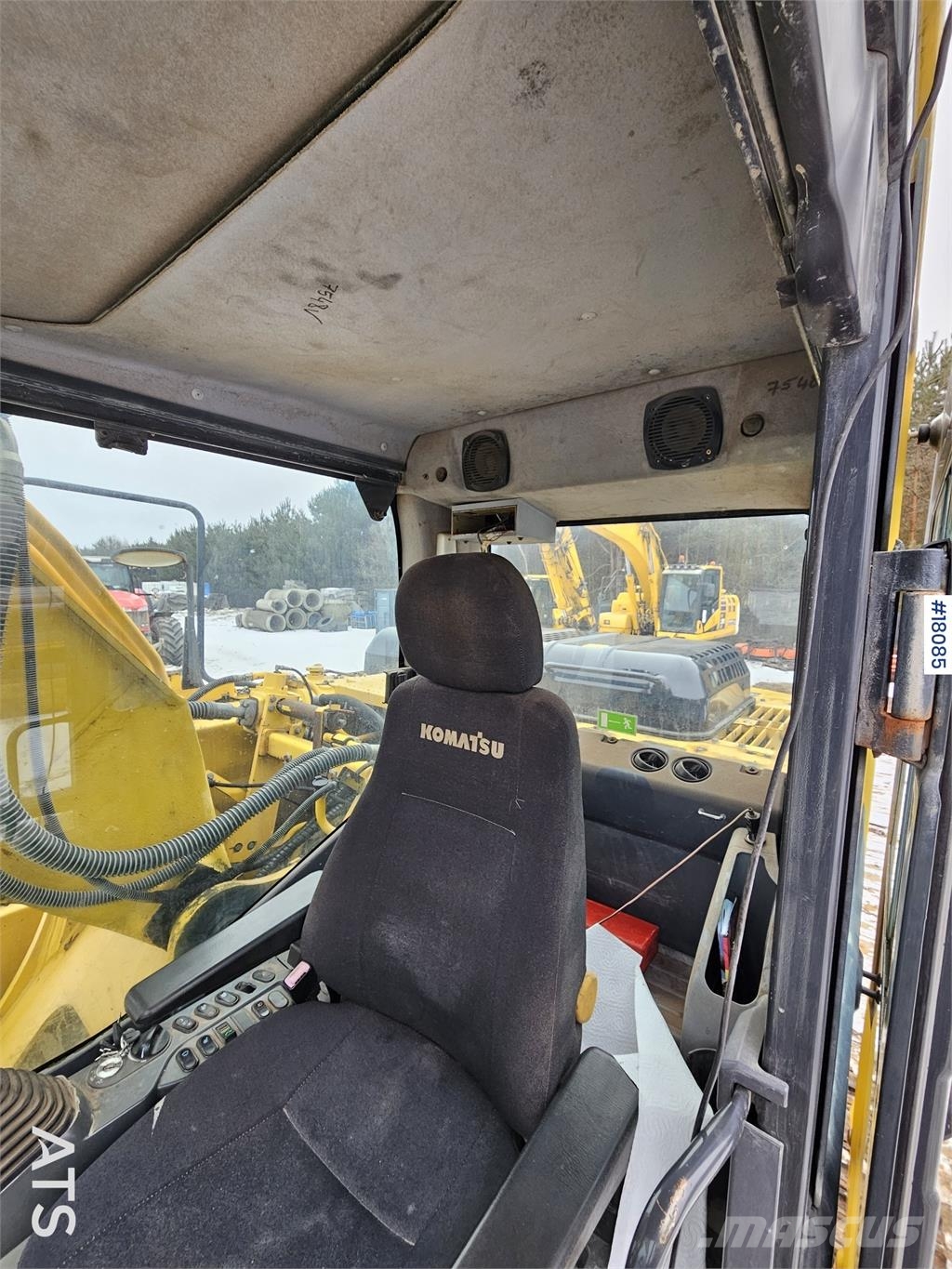 Komatsu PC210LC-8 Εκσκαφείς με ερπύστριες