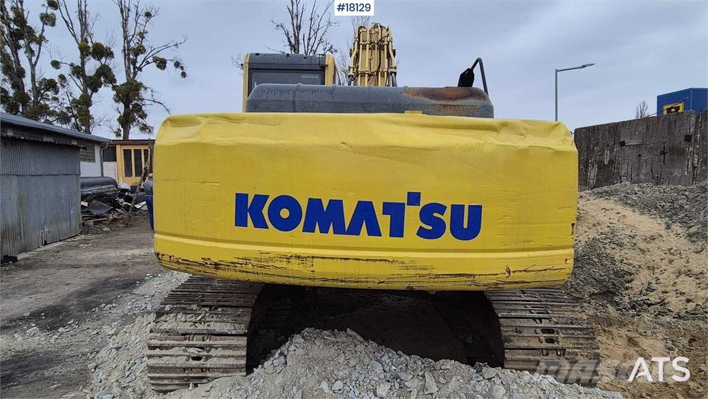 Komatsu PC240LC-8 حفارات زحافة