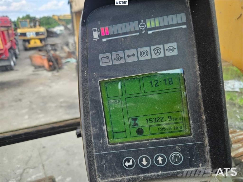 Liebherr R934B Vikšriniai ekskavatoriai