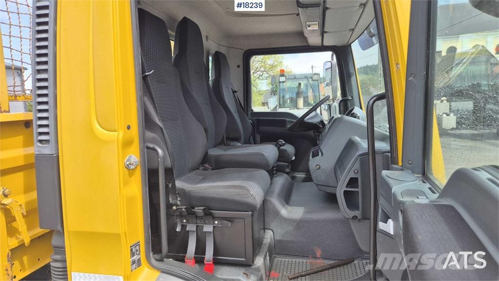 MAN TGL 8.220 Autobasculanta