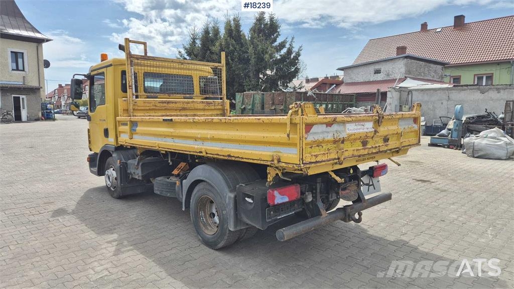 MAN TGL 8.220 Autobasculanta