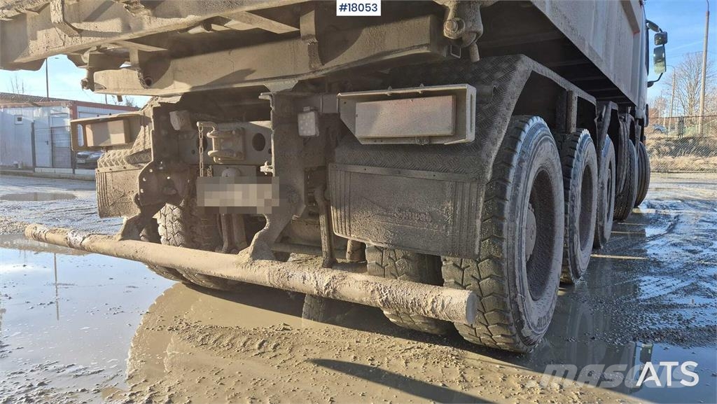 Mercedes-Benz  Camiones bañeras basculantes o volquetes