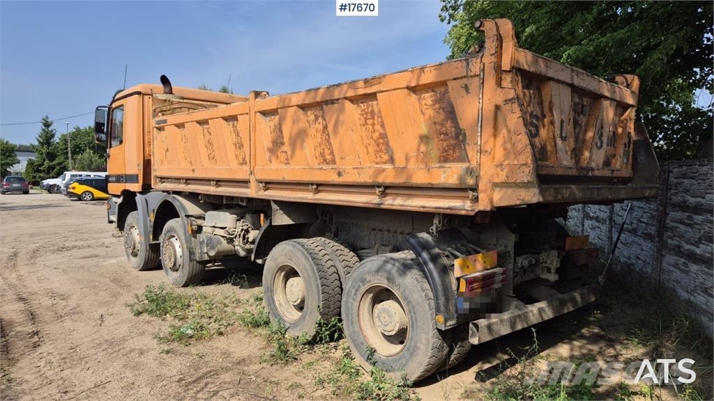 Mercedes-Benz 4140 Camiones bañeras basculantes o volquetes