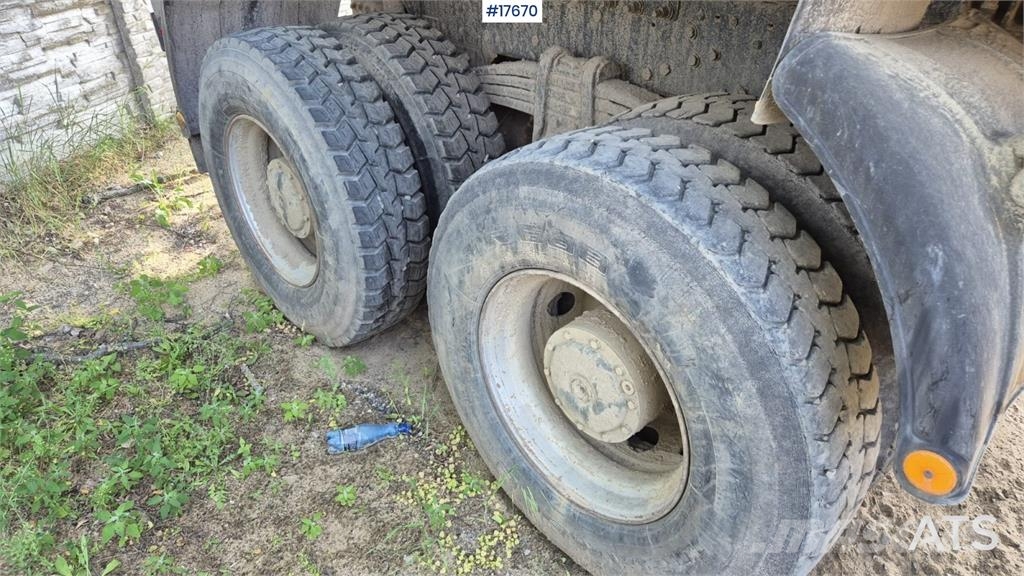 Mercedes-Benz 4140 Camiones bañeras basculantes o volquetes