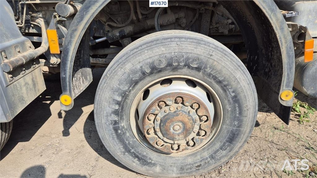 Mercedes-Benz 4140 Camiones bañeras basculantes o volquetes