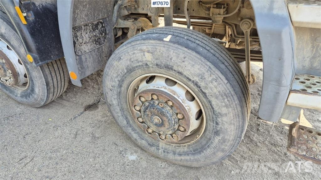 Mercedes-Benz 4140 Camiones bañeras basculantes o volquetes