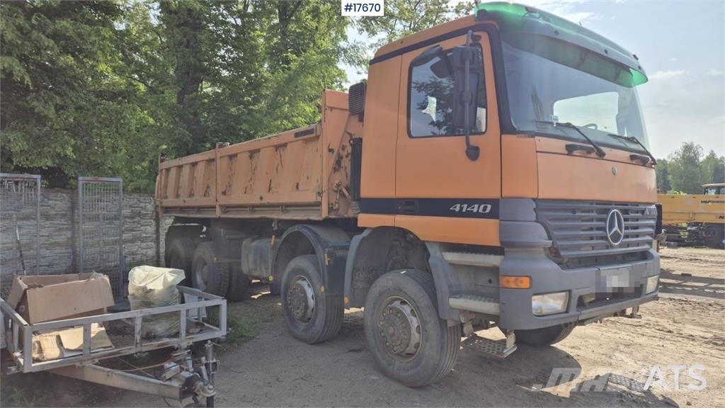 Mercedes-Benz 4140 Camiones bañeras basculantes o volquetes