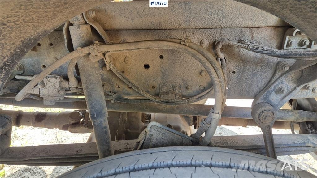 Mercedes-Benz 4140 Camiones bañeras basculantes o volquetes