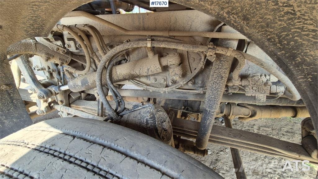 Mercedes-Benz 4140 Camiones bañeras basculantes o volquetes