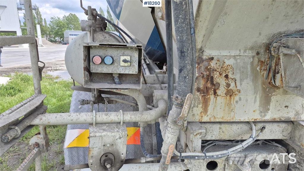 Mercedes-Benz Actros 3236 concrete mixer Camiones de concreto