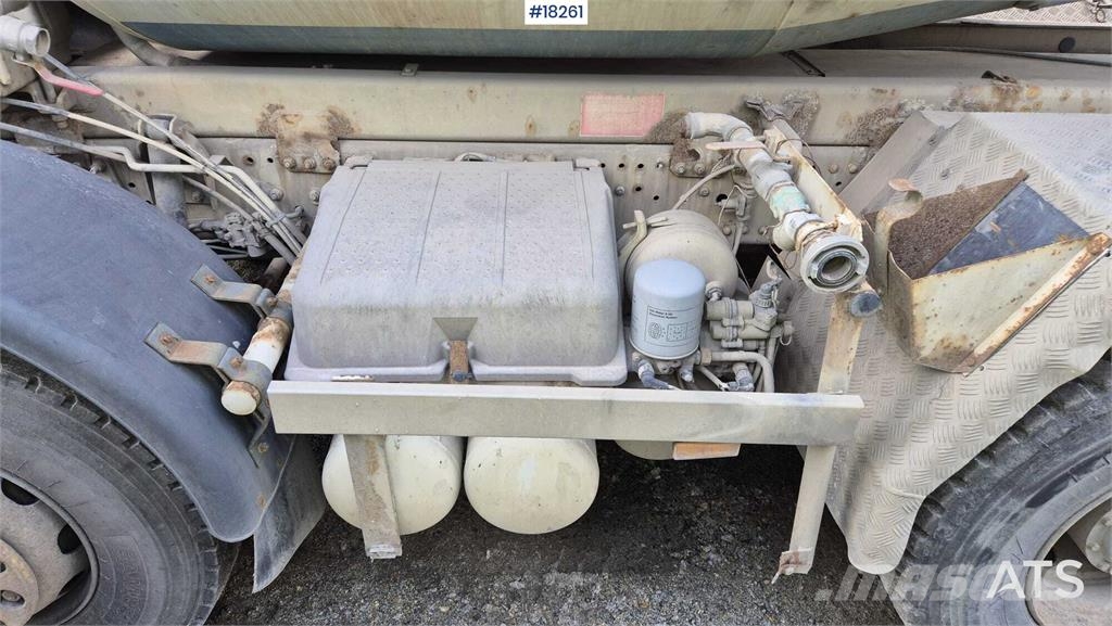 Mercedes-Benz Actros 3236 concrete mixer Camiones hormigonera