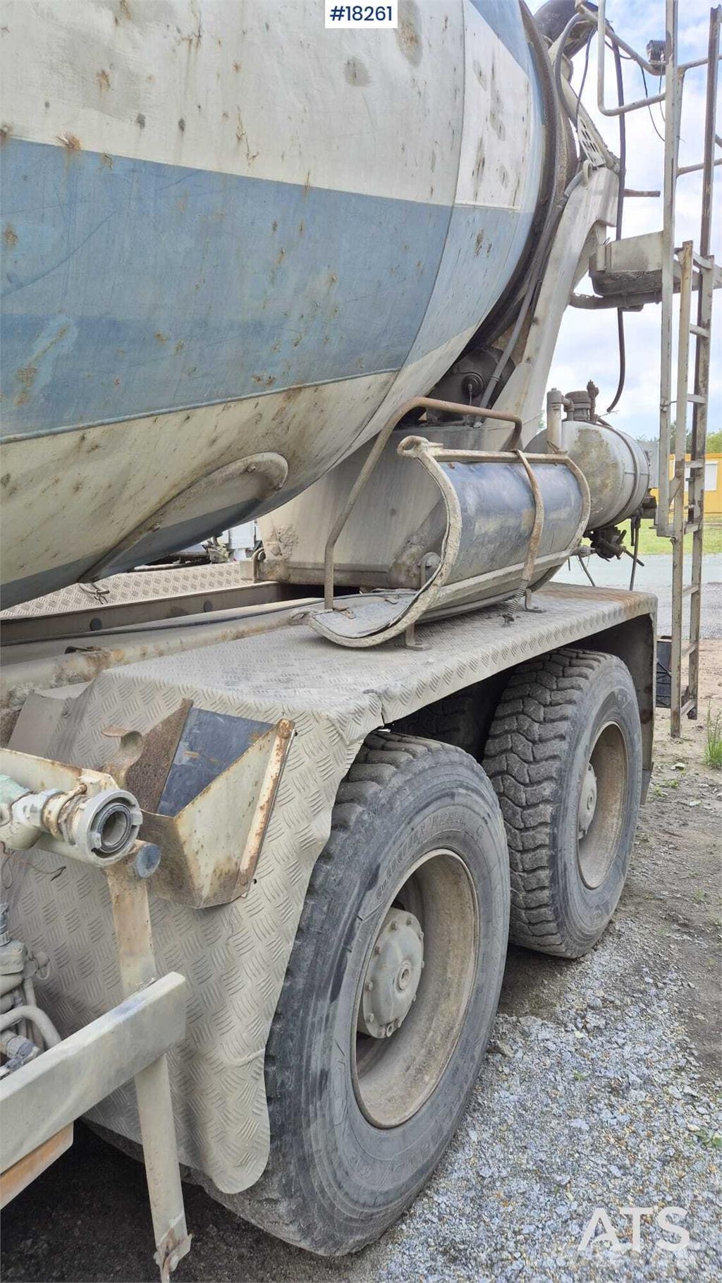 Mercedes-Benz Actros 3236 concrete mixer Camiones hormigonera