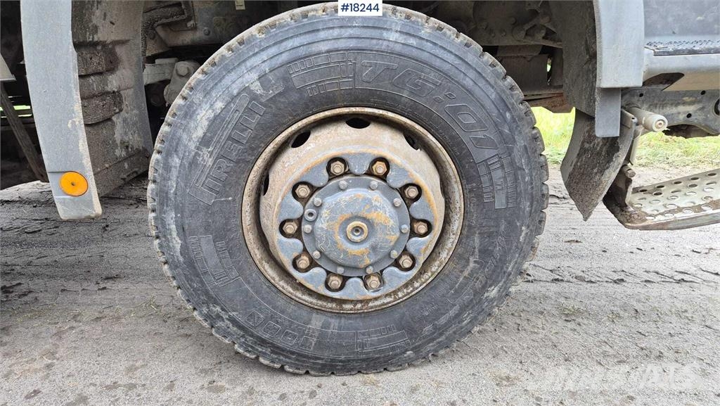 Mercedes-Benz Actros 4141 Camiones bañeras basculantes o volquetes