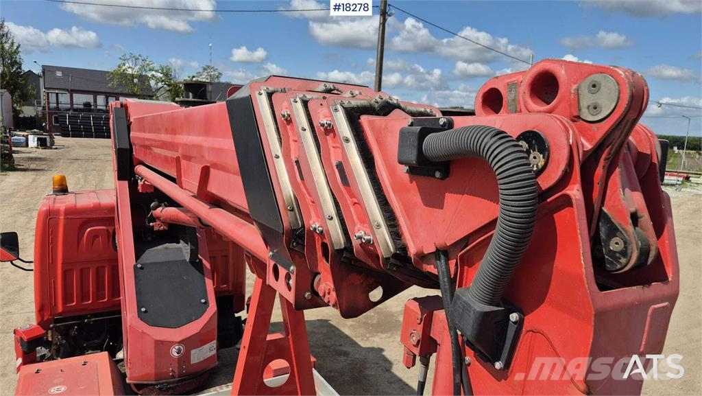 Nissan Cabstar 35.11 Автокранове