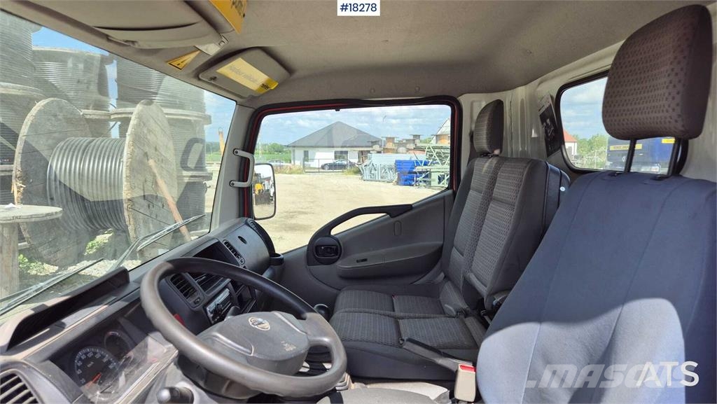 Nissan Cabstar 35.11 Автокранове