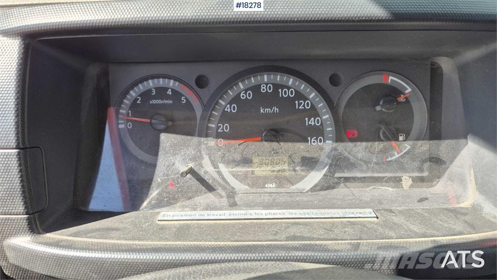 Nissan Cabstar 35.11 Автокранове