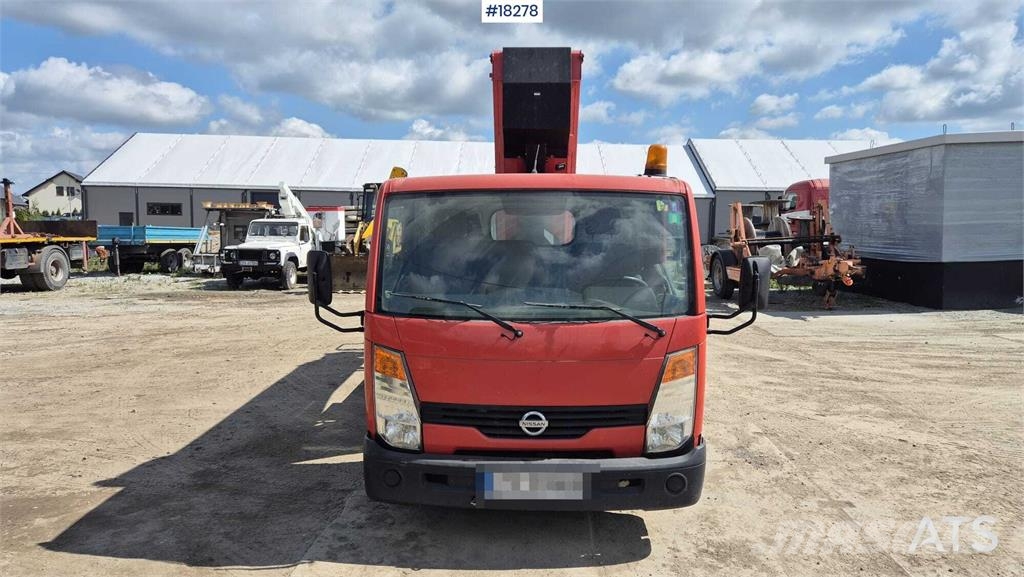 Nissan Cabstar 35.11 Автокранове