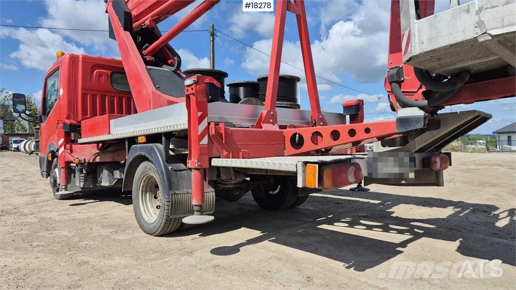 Nissan Cabstar 35.11 Автокранове