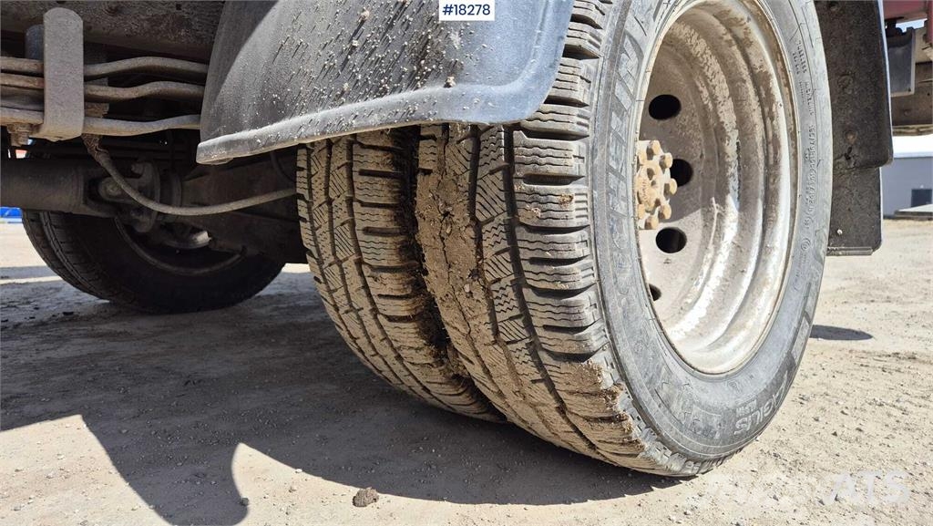 Nissan Cabstar 35.11 Автокранове