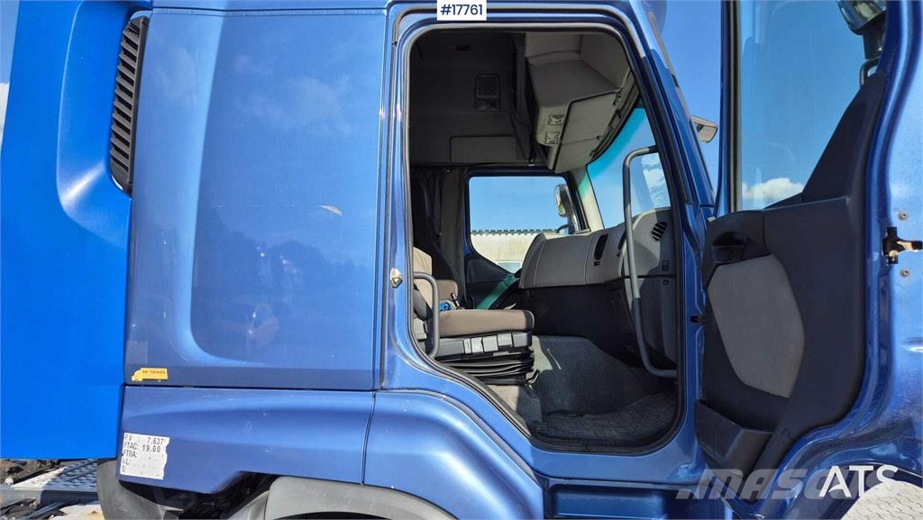 Renault Premium 460 وحدات الجر