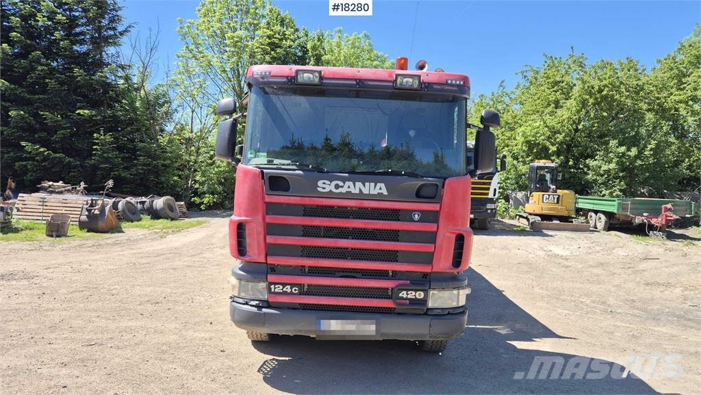 Scania R124 four-axle tipper truck 덤프 트럭