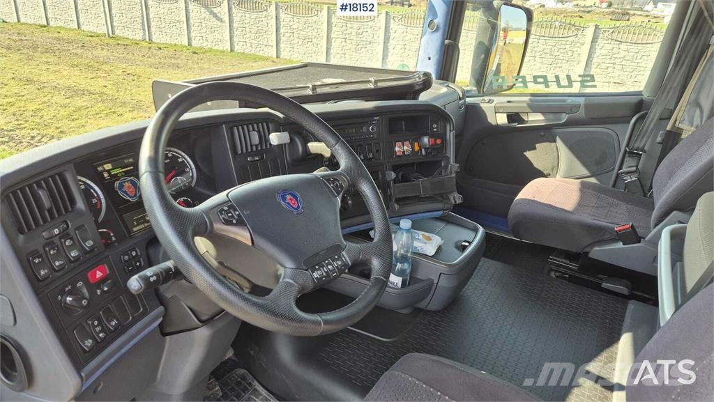 Scania R450 Platós/Csörlős teherautók