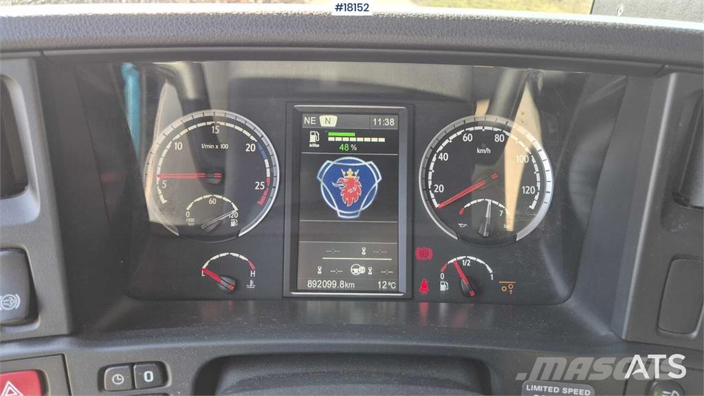 Scania R450 Platós/Csörlős teherautók