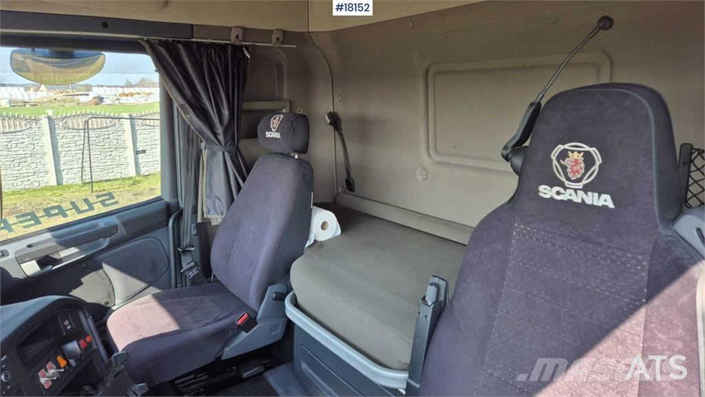 Scania R450 Platós/Csörlős teherautók