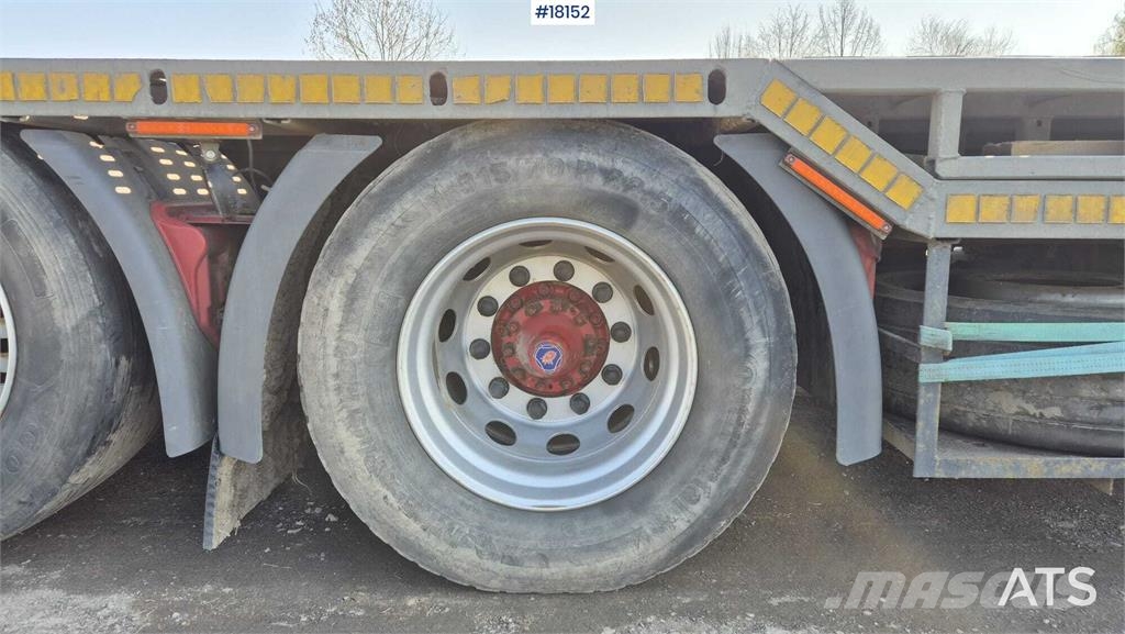 Scania R450 Platós/Csörlős teherautók