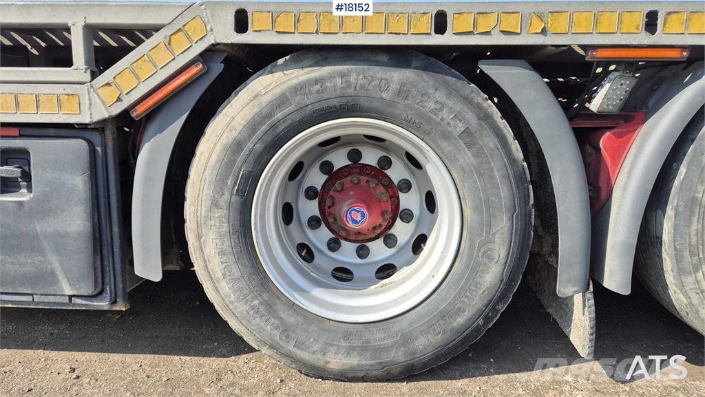Scania R450 Platós/Csörlős teherautók