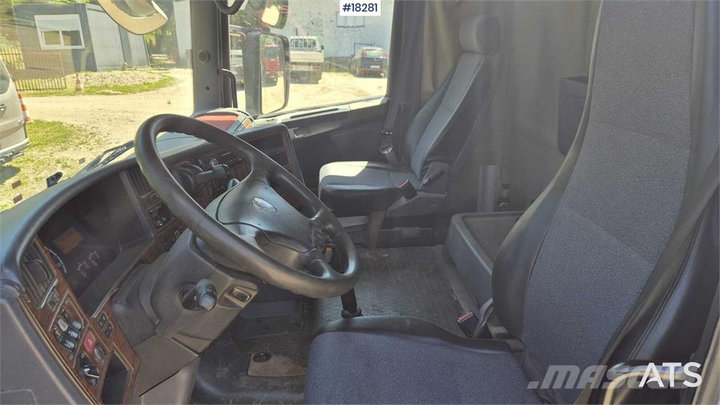 Scania R480 four-axle tipper truck 덤프 트럭