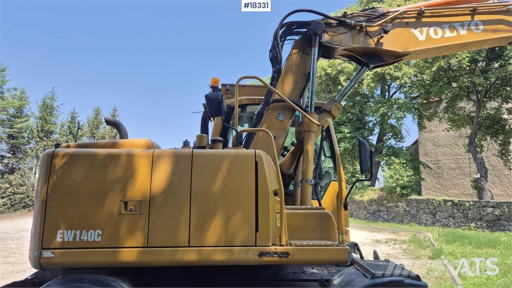 Volvo EW 140 C Lastik tekerli ekskavatörler