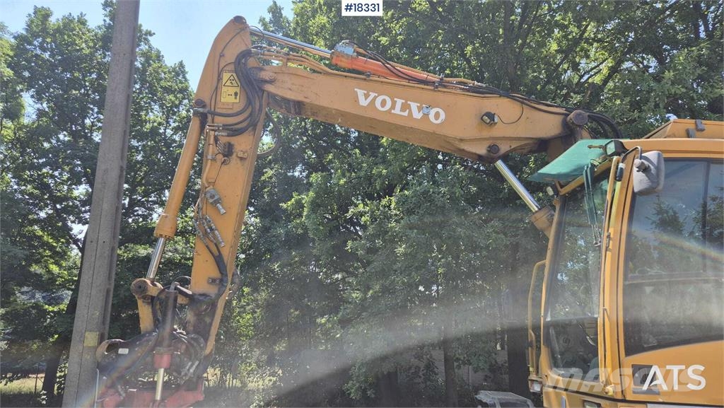 Volvo EW 140 C Lastik tekerli ekskavatörler